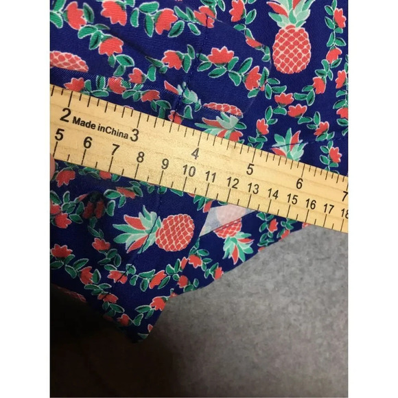 Womens Crown & Ivy Shorts Pineapple Floral Novelty Print Caroline Summer Spring - Picture 3 of 5